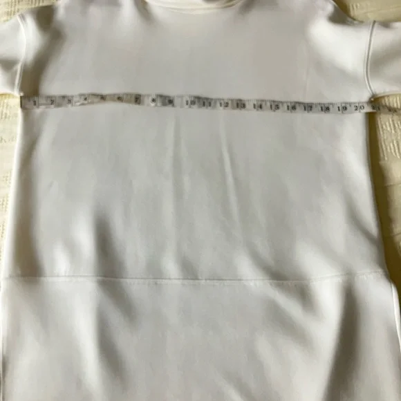 SPANX Off White Air Essentials Soft Tunic Turtleneck Elevated Sweatshirt Size XS - Picture 7 of 10